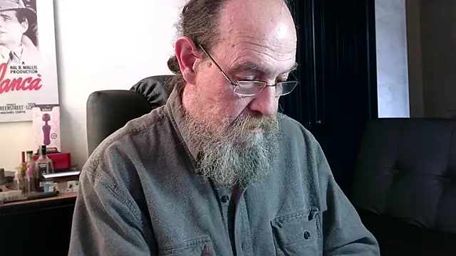 Uncle_Hottie élő XXX-chatje