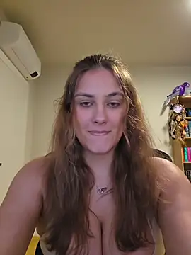 Chat XXX en directo de MiaRides19