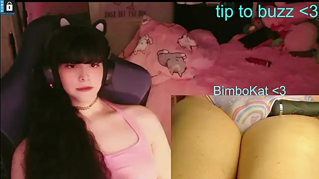 XXX chat uživo modela BimboCat