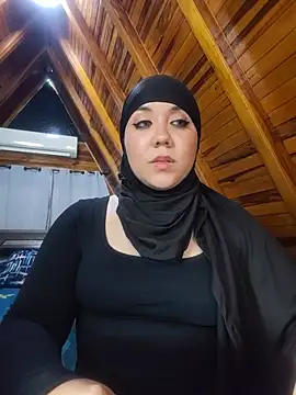 AmbarBurhan Adlı Modelin Canlı XXX Sohbeti