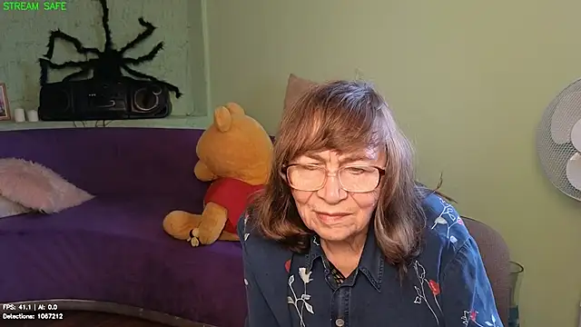 Betty_Brick's Live XXX Chat