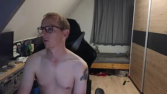 sexmenlion Webcam-Show