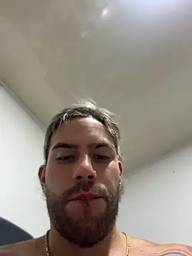 Ades_Lowe Chat XXX live