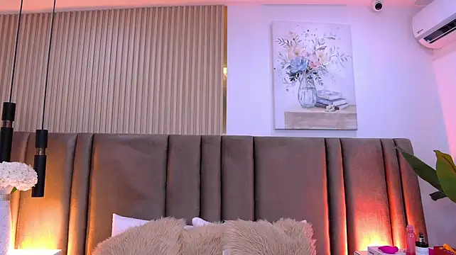 Chat +18 de SaraLugo ao vivo
