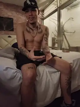 XXX chat uživo modela AlphaMasterXxx