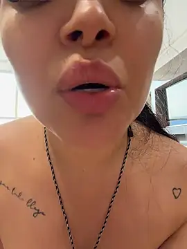 Chat XXX en directo de Sara_fun