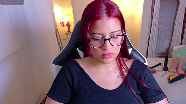 แชท XXX สดของ LucianaTorresx