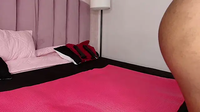 HallyBansのライブXXXチャット