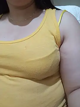 Lara-_-28 – Naživo XXX chat