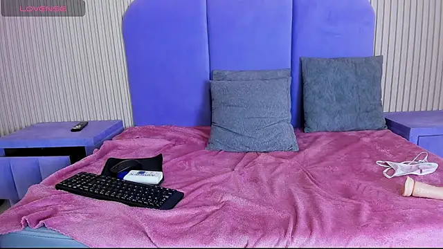 Chatroom XXX en direct de Mila_Saint