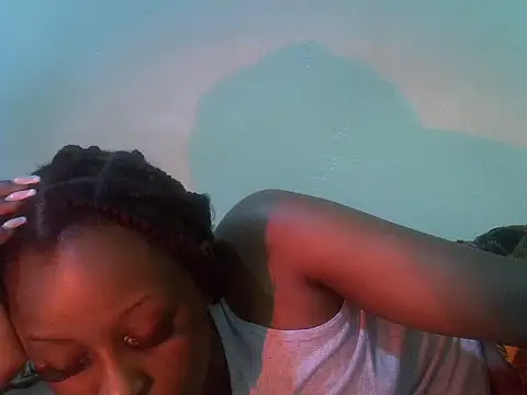 ebony_petite9's Live Chat Room