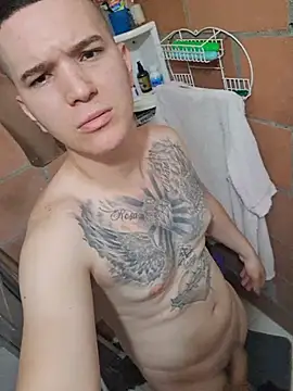 Mikedotow's Live XXX Chat