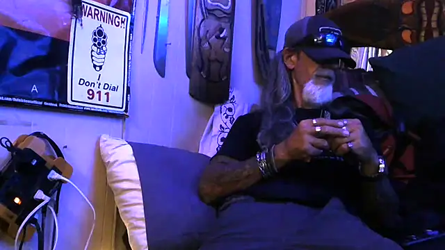 crassanova's Live XXX Chat