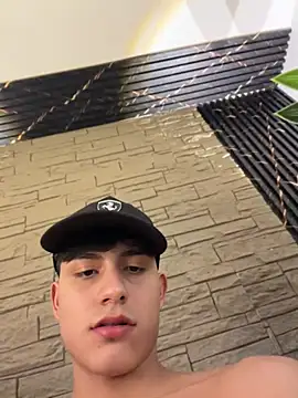 צ'אט XXX בשידור חי של Lander_Cruz