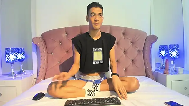 Axel_Collin7 现场XXX聊天
