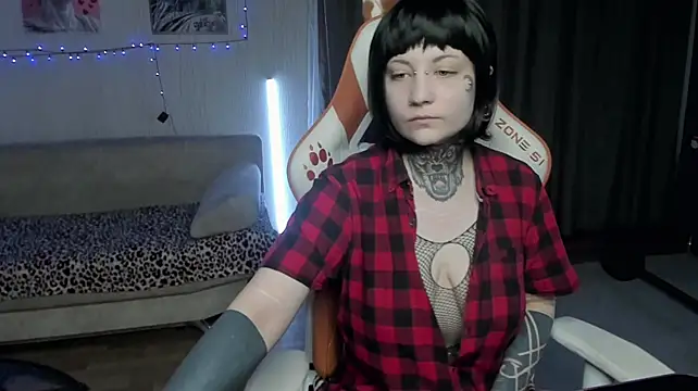 acid_trip1l Adlı Modelin Canlı XXX Sohbeti