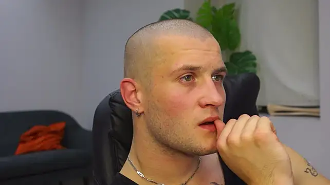 Igor_Wilde Live XXX-chat