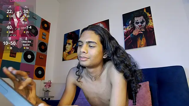 Chat +18 de maxi_max0 ao vivo