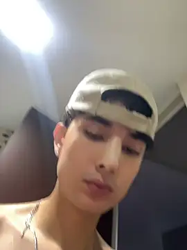 Eidan_collins Adlı Modelin Canlı XXX Sohbeti