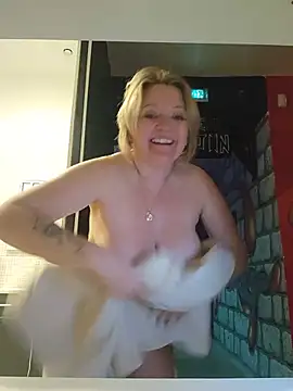 Show de lady_charlyne na webcam