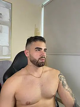 PaulPhoenix_'s Live XXX Chat