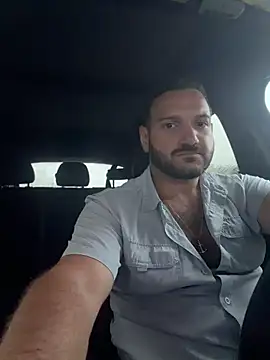 JonJ0's Live XXX Chat
