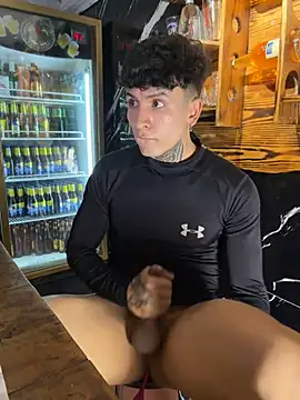 _Tomy08calderon Live XXX Chat