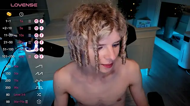 Kudi_Minnt Chat XXX in diretta