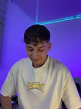 OLIVER_K's Live XXX Chat