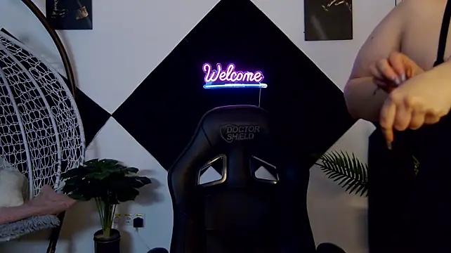 צ'אט XXX בשידור חי של Katewalker_