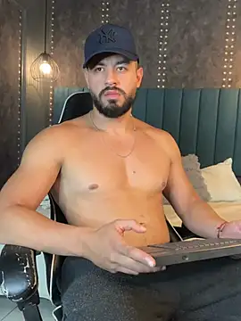 Czat XXX na żywo – YAFAR_BLAKE