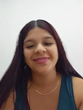 Layla-daring's Live XXX Chat