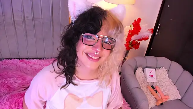 Czat XXX na żywo – Hunter_Moon