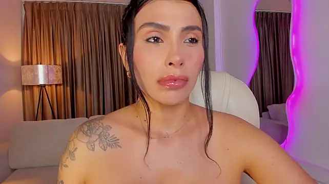 Chatroom XXX en direct de Sarah_Stone_