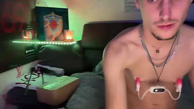 Cookieboy88's Live XXX Chat