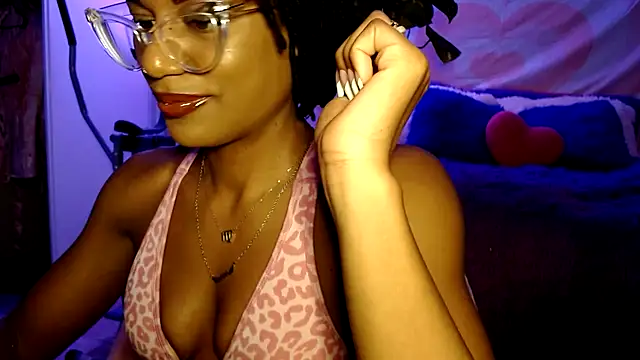 CocoSage Chat XXX live