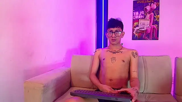 Marcus_and_Tony – Live XXX-chat