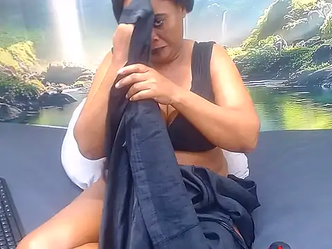 Chat XXX ao vivo de BLACKMILF4U
