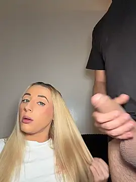 Strongqueen XXX чат на живо