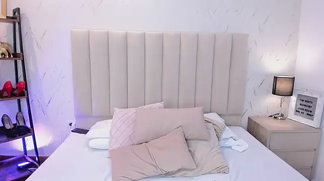 ViolettaRousee_ 라이브 XXX 채팅