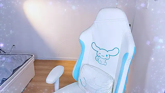 -feifei 现场XXX聊天