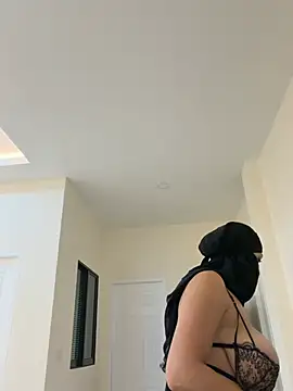 Amberonee31 live XXX chat