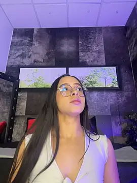 HappyKittyXXX: απευθείας συνομιλία ΧΧΧ
