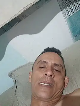 patrickleo092's Live XXX Chat