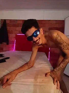 OCamBoy 即時 XXX 聊天