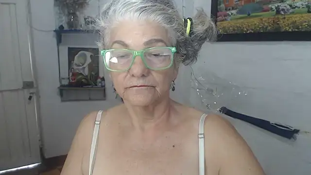 FunnyGrandma's Live XXX Chat