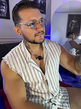 Živý XXX chat Marco_Vega