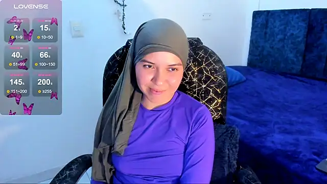 MatchedEyebrow Live XXX-Chat