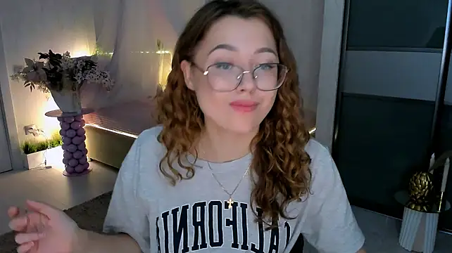 SereneFlame's Live XXX Chat