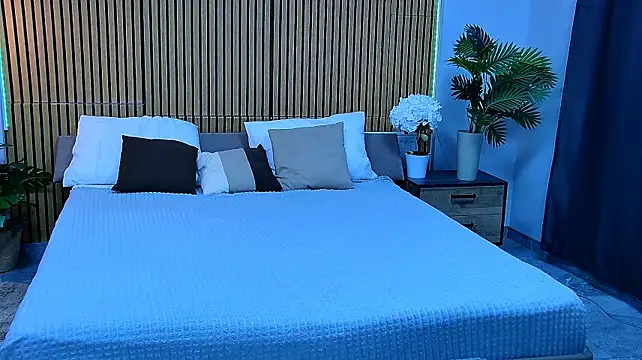 EmeraldGlow – Naživo XXX chat